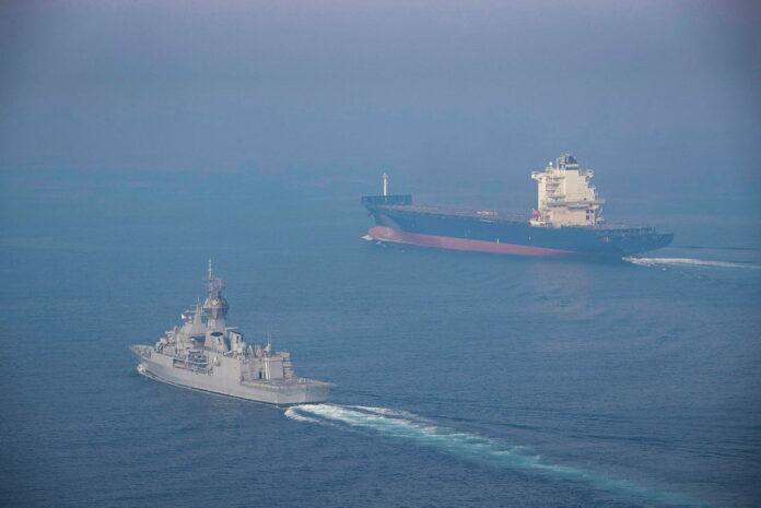 Article 1 HMAS Toowoomba on patrol source RAN