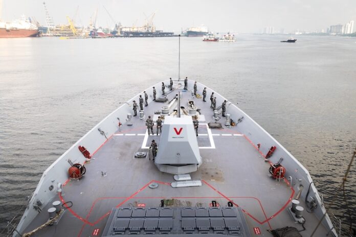 HMAS Sydney sails into Singapore during Regional Presence Deployment 25-2.