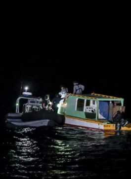 NZDF effect sea rescue