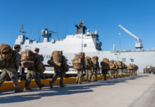 US marines embark in HMAS Adelaide