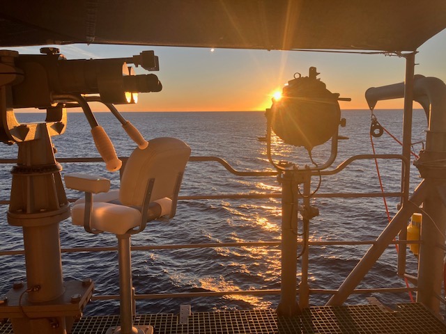 HMAS Perth signalling