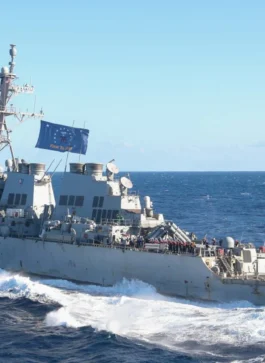 UK, US vessels in Taiwan Strait