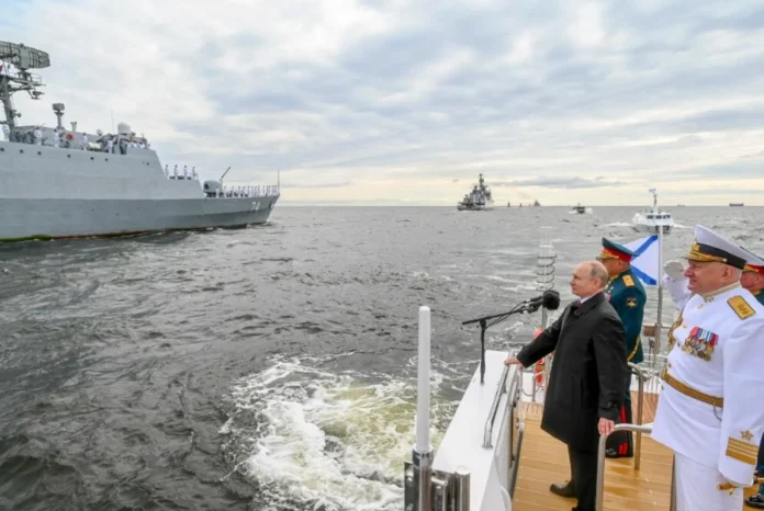Putin naval parade