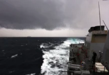 Slow trickle of Hormuz vessels