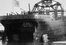 New missile hits old Russian ship