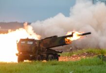 Taiwan deploys missile launchers