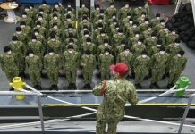 Big bonus for US Navy sign-on