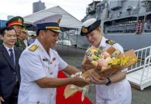 HMAS Toowoomba visits Vietnam